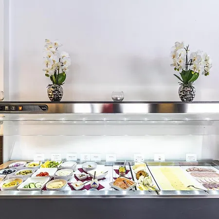 Western Plaza 4* Graz